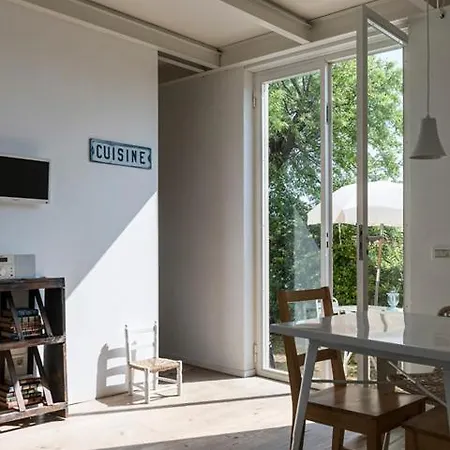 בית נופש Casottino Presso Residenza Rosso Di Sera קאפוליברי